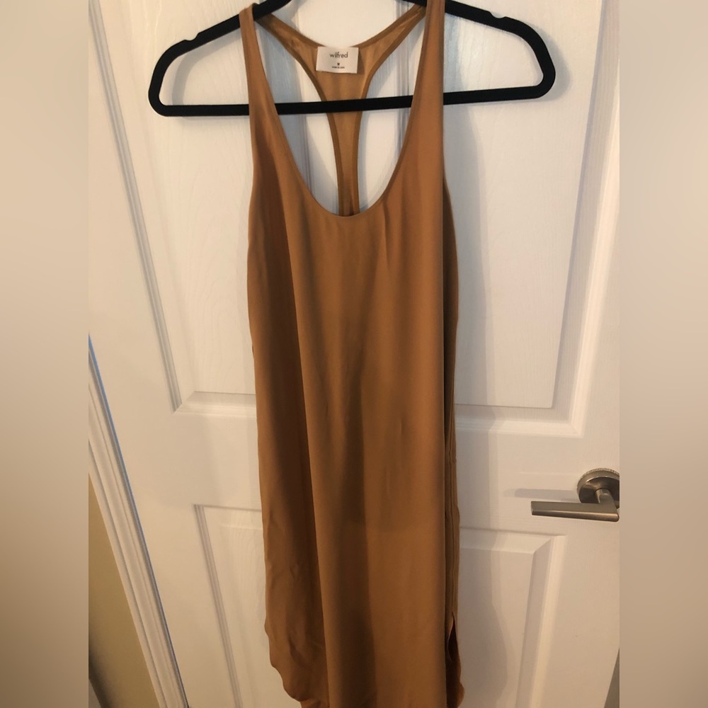 Aritzia racer back dress size medium